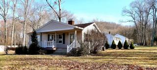 2 Indian Ln, Hackettstown NJ  07840-2606 exterior