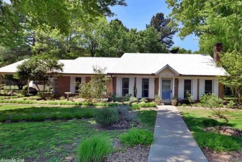 132 Beryl Rd, Conway, AR 72032-9456