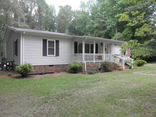 135 Two Branch Rd, Rockingham, NC 28379-7085