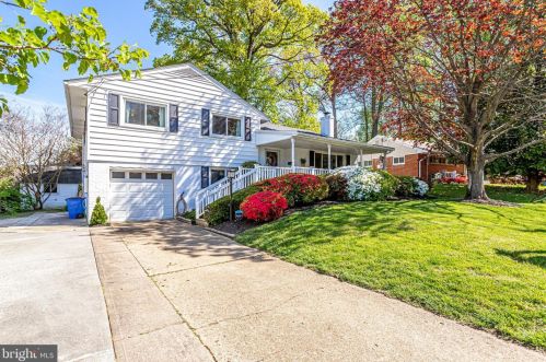 7211 Greenville Pl, Springfield, VA 22150-3725