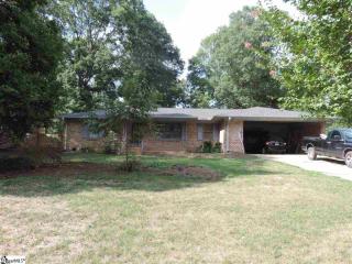 6 Heathwood Dr, Taylors, SC 29687-3630