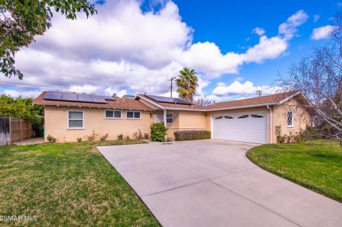 4275 Gertrude St, Simi Valley, CA 93063-2927