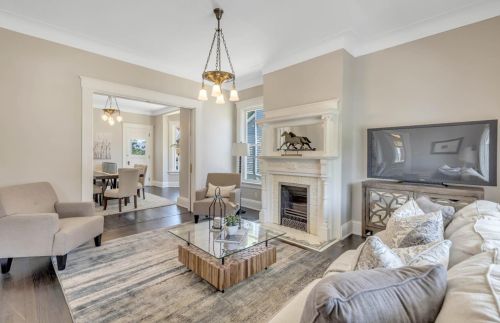 1912 Delaware Ave, Cincinnati OH  45212-3621 exterior