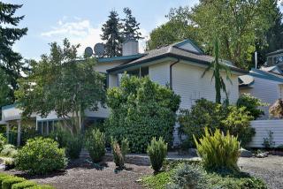 2412 Discovery Pl, Langley, WA 98260-8324