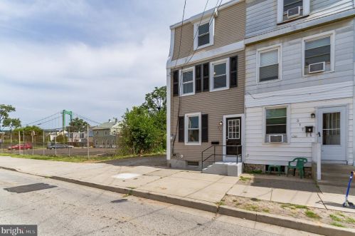 315 Middlesex St, Gloucester NJ  08030-1440 exterior