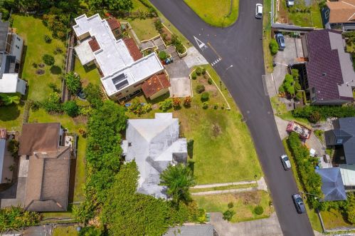 3336 Kahawalu Dr, Honolulu HI  96817-1074 exterior