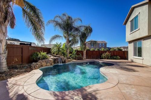 9755 Collie Way, Elk Grove, CA 95757-6223