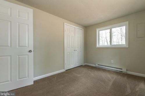 62 Turkey Trl, Gerrardstown WV  25420-3119 exterior