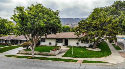 559 Leadora Ave, Glendora, CA 91741-1977