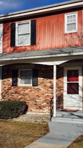48 Athol St, Killingly CT  06239-1902 exterior