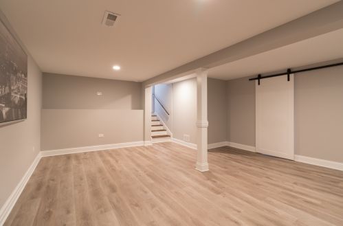 719 Ledochowski St, Lemont IL  60439-4305 exterior