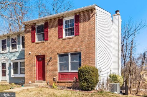 6012 Cedar Wood Dr, Columbia MD  21044-3669 exterior