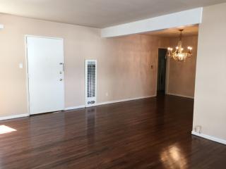 1256 Smithwood Dr, Los Angeles CA  90035-1167 exterior