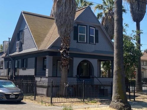 346 Acacia St, Stockton, CA 95203-2536