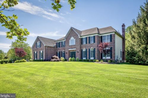 58 Ettl Cir, Princeton, NJ 08540-2326