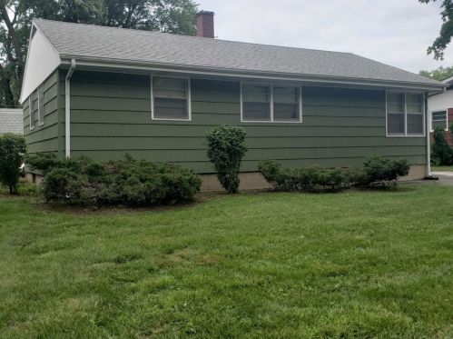 95 Indianwood Dr, Thornton, IL 60476-1150