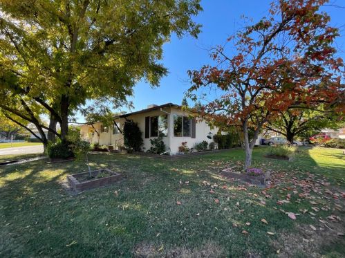 9450 Acapulco Way, Elk Grove, CA 95624-1949