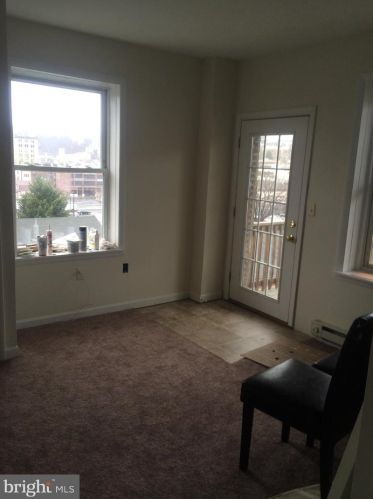 400 Norwegian St, Primrose PA 17901-3864 exterior