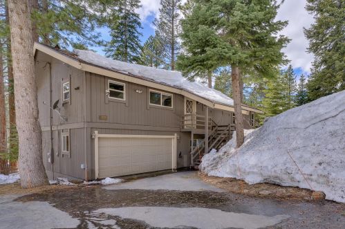 10778 Gooseberry Ct, Truckee, CA 96161-1926