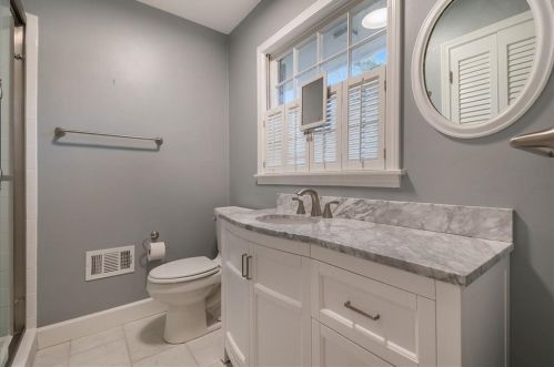 3824 Foxford Dr, Atlanta GA  30340-4426 exterior