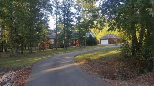 534 Carrington Pl, Parsons, TN 38363-5279