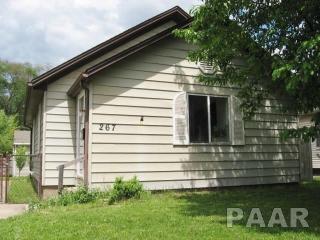 267 Koch St, Pekin, IL 61554-5554