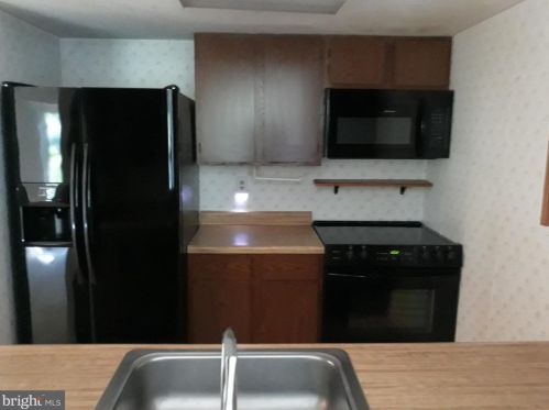 1406 Greendale Ct, Arnold, MD 21012-2074