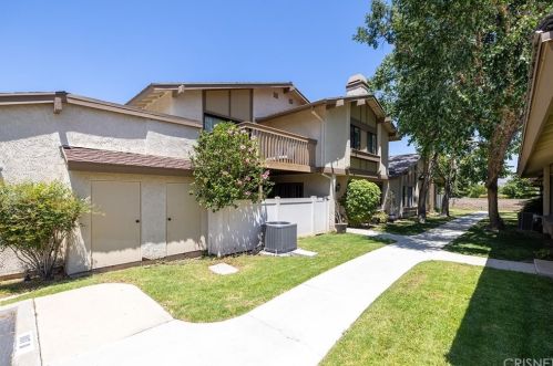 1107 Catlin St, Simi Valley CA  93065-6404 exterior