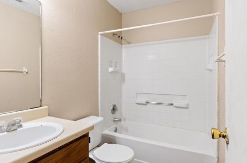 3206 Crownover St, Austin TX  78725-4755 exterior