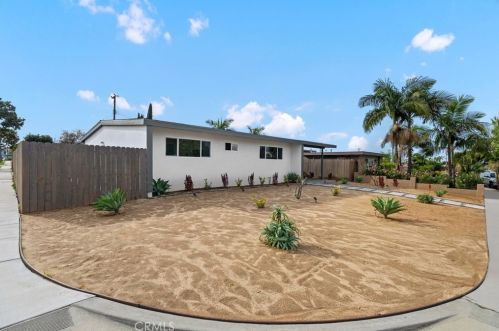 15374 Midcrest Dr, Whittier CA  90604-2336 exterior