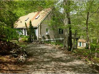 29 Mitchel Ter, Ivoryton, CT 06442-1025
