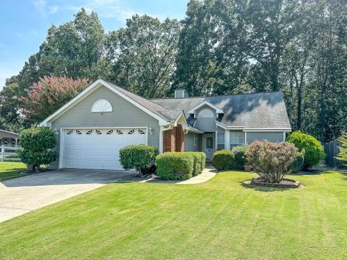 4373 White Surrey Dr, Kennesaw, GA 30144-5106