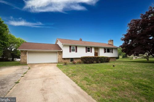 1308 Old Fallston Rd, Fallston, MD 21047-1838