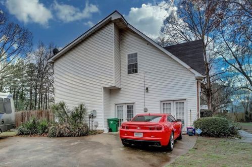 6311 Rockbridge Rd, Stone Mountain, GA 30087-5009