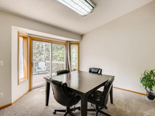 542 Bear Ave, Saint Paul MN  55127-7055 exterior