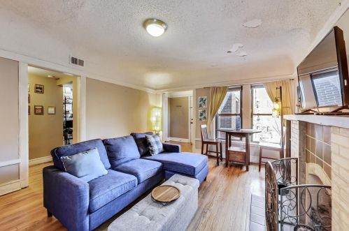 937 Windsor Ave, Chicago, IL 60640-5708