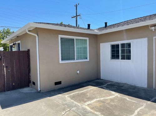 132 Muirfield Dr, San Jose, CA 95116-2612