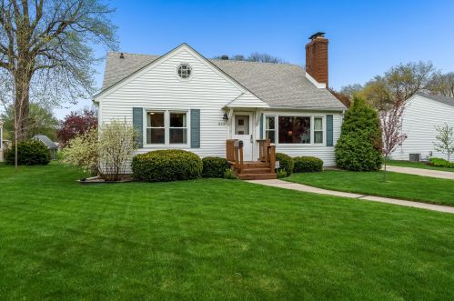 815 Roland Ave, Rockford, IL 61107-3457