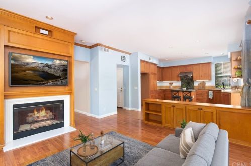 34 Del Ventura, Irvine CA  92606-8857 exterior