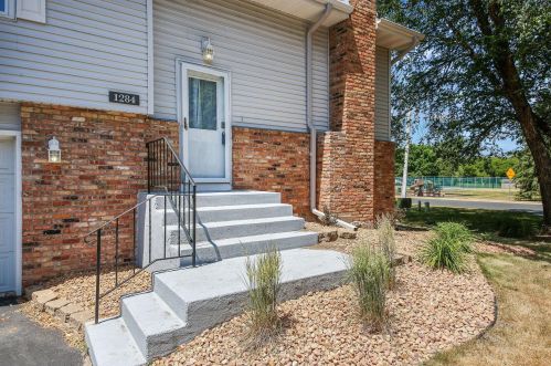 1284 119th Ln, Minneapolis, MN 55448-2090