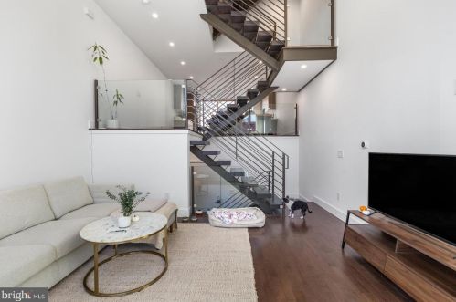 1348 19th St, Philadelphia PA  19146-4665 exterior