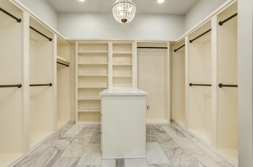 6501 Shoal Creek Rd, Fort Worth TX  76132-4418 exterior