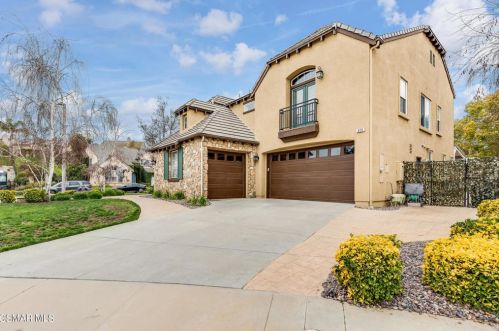 659 Asia Ct, Simi Valley, CA 93065-5950