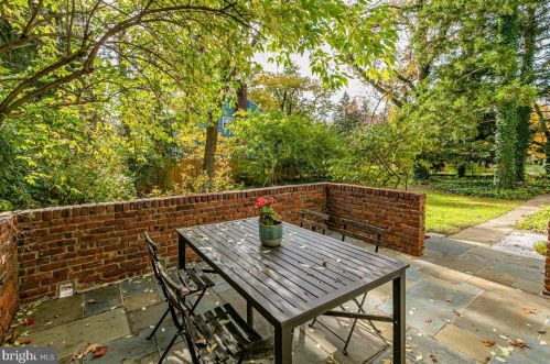 15 Robert Rd, Princeton NJ  08540-5332 exterior