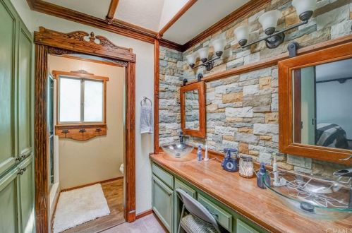 14304 Carnegie Rd, Nimshew CA  95954-9657 exterior