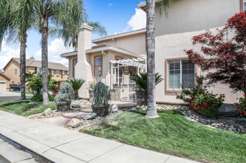 4004 Lamarck Ave, Modesto, CA 95356-8983