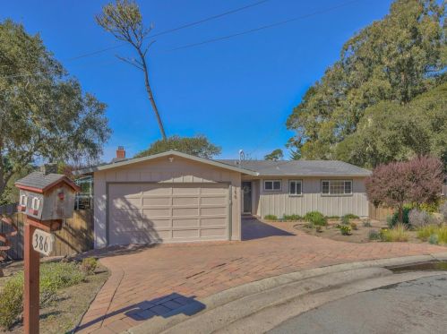 386 Pico Pl, Del Monte Park, CA 93950-3816