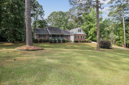 115 Meredith Way, Stockbridge GA  30281-6025 exterior