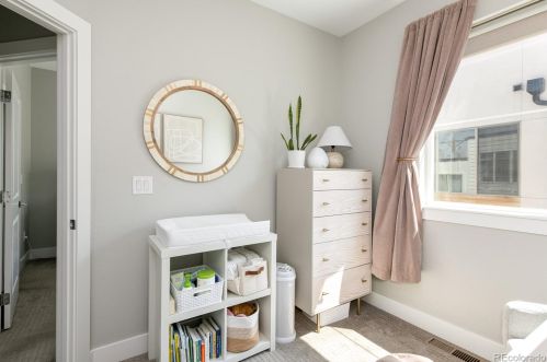 86 Galapago St, Denver CO  80223-1522 exterior