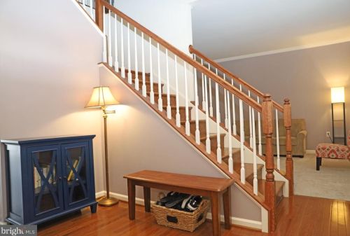 364 Amelia Dr, Hedgesville, WV 25427-3797